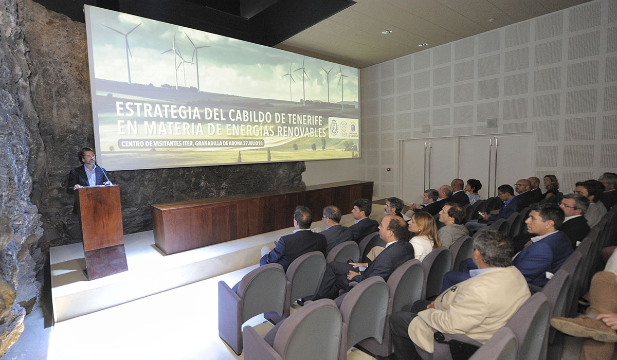 Carlos Alonso, presentando la estrategia. DA 