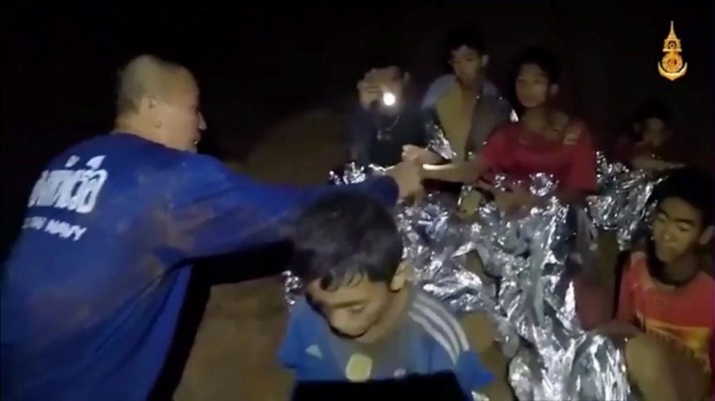 Los equipos de rescate consiguieron sacar de la cueva de Tailandia a todos los niños atrapados y su entrenador. | EP
