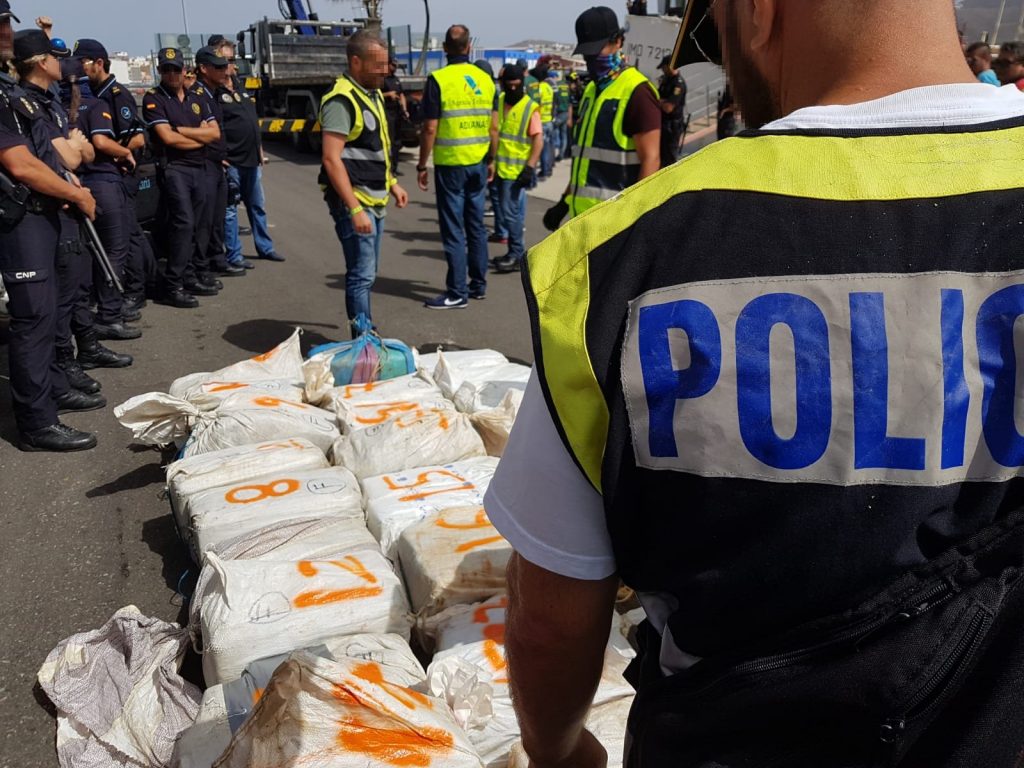 Alijo de 2.500 kilos de coca llegados al puerto de Las Palmas. / POLICÍA NACIONAL