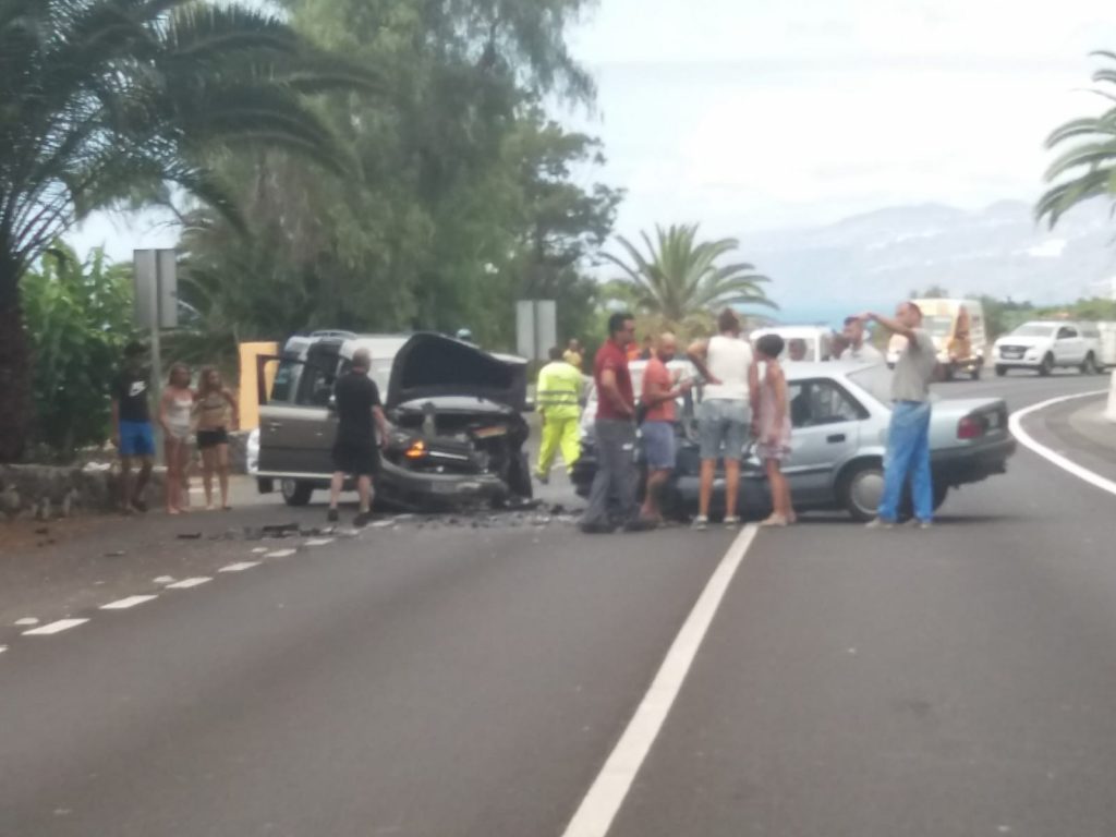 Accidente en la TF-5, en el kilómetro 41. / DA