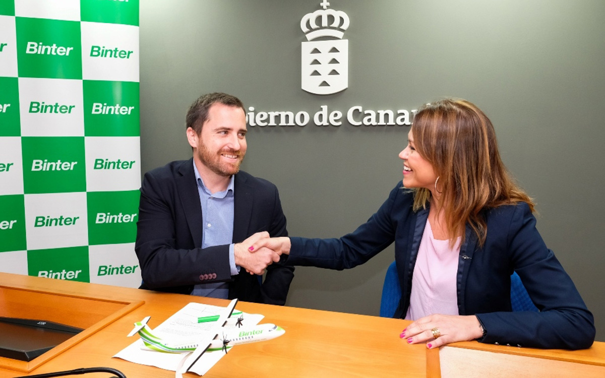 Binter apuesta por la cultura canaria y aporta 150.000 euros