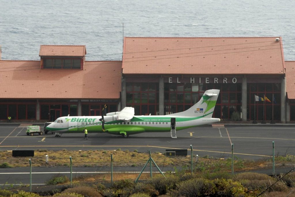 Cinco vuelos con destino a El Hierro fueron cancelados este domingo. | EP