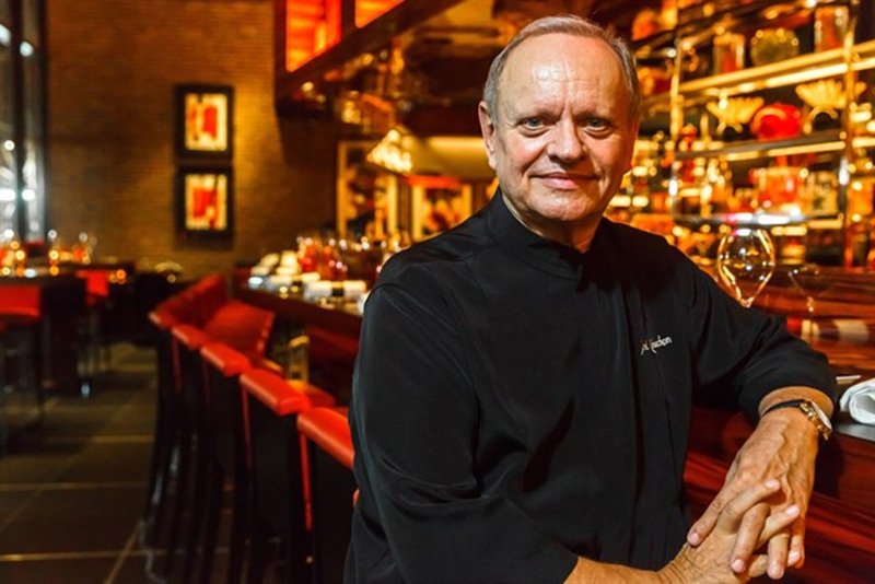 Muere Joël Robuchon, el chef con más estrellas Michelin. / EP
