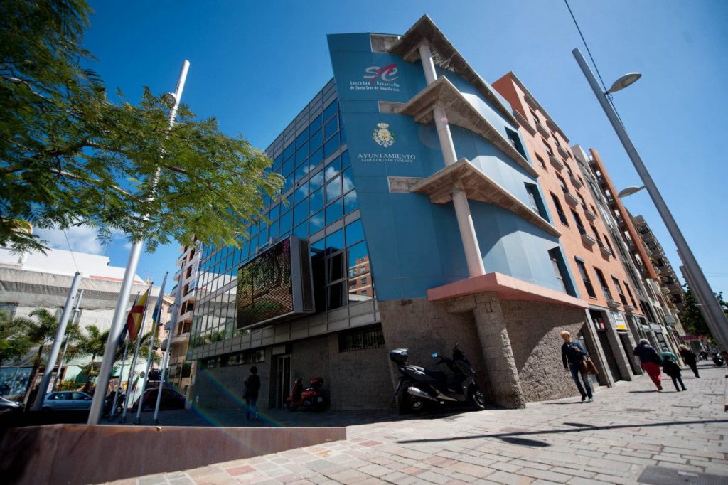 Sede de la Sociedad de Desarrollo en Santa Cruz de Tenerife / DA