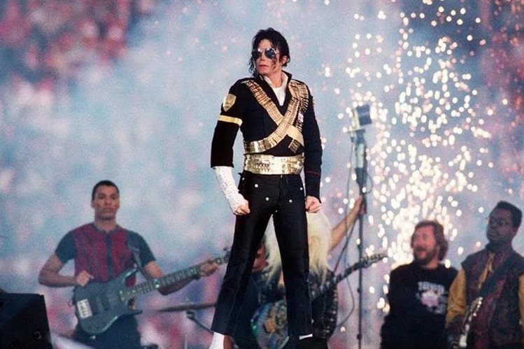 Michael Jackson durante los momentos iniciales de su concierto en Tenerife / YOUTUBE