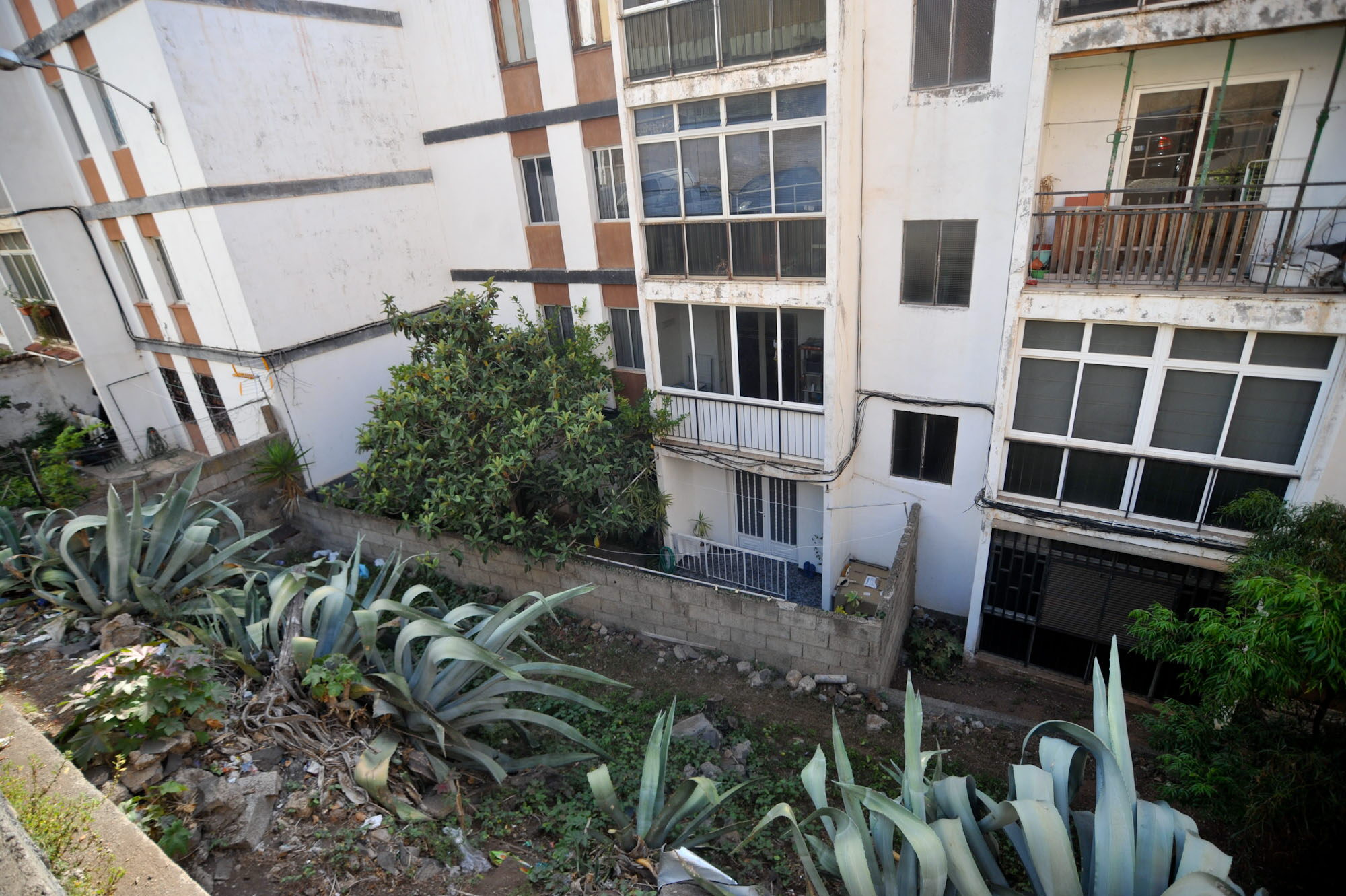 Los vecinos de Las Chumberas llevan muchos años esperando por sus nuevas casas / Fran Pallero