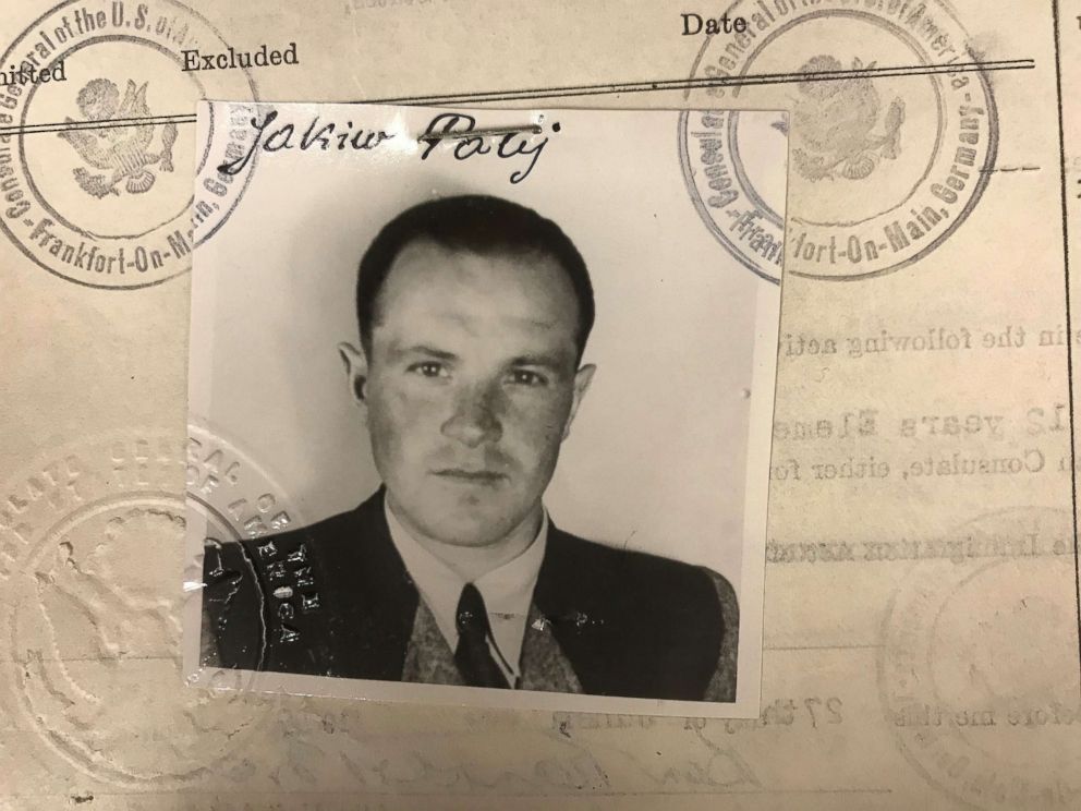 Jakiw Palij, en la foto de su visa de entrada a EEUU en 1949 / Departamento de Justicia de EEUU