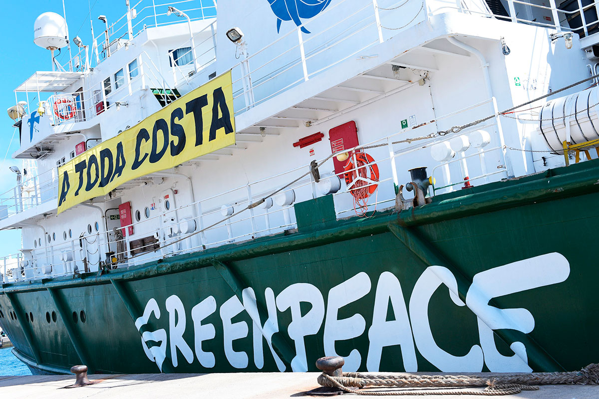 Greenpeace denuncia desde Tenerife los vertidos al mar y la destrucción de la costa