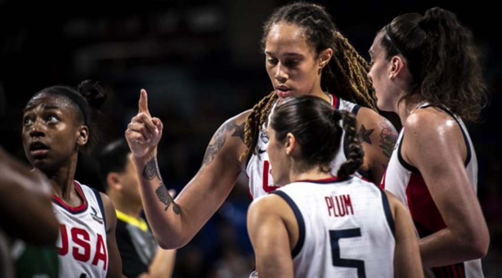 Estados Unidos cumple el trámite y llega a la final del Mundial. / FIBA