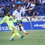 El nuevo césped espera la primera victoria del CD Tenerife. | Sergio Méndez