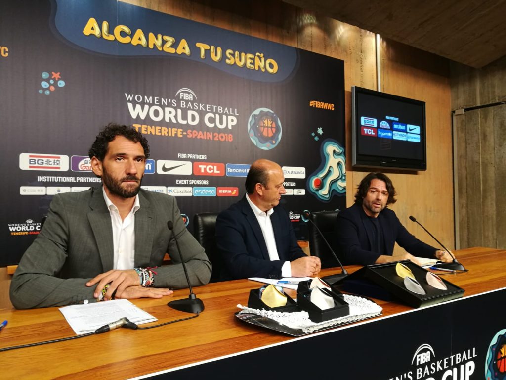 Presentación de las medallas del Mundial Femenino de Baloncesto. / SERGIO MÉNDEZ