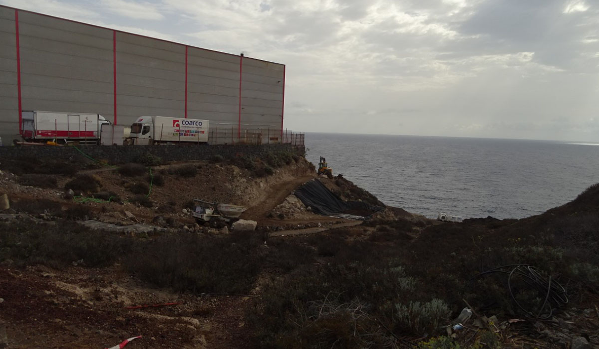 La empresa causante del derrame está limpiando del entorno. Norchi