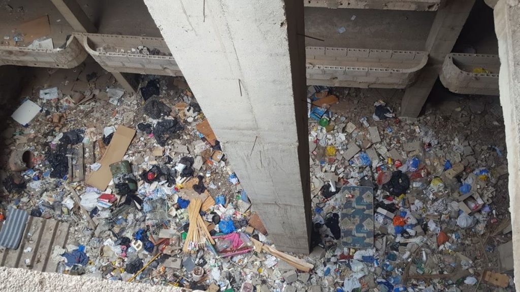 Imagen del interior del edificio abandonado. DA