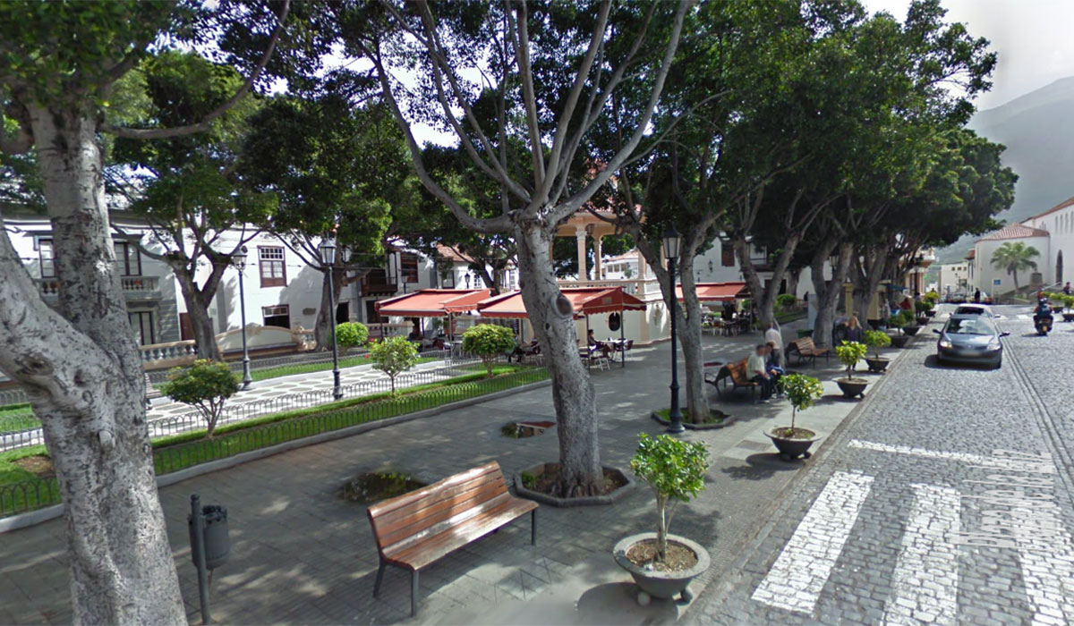 PLAZA DE LA LUZ LOS SILOS