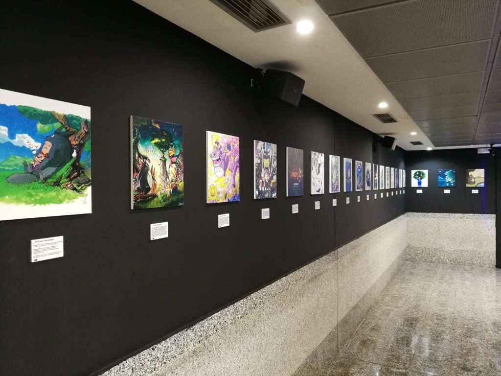 Exposición dedicada a 'Mi vecino Totoro', desplegada en el Festival Isla Calavera.