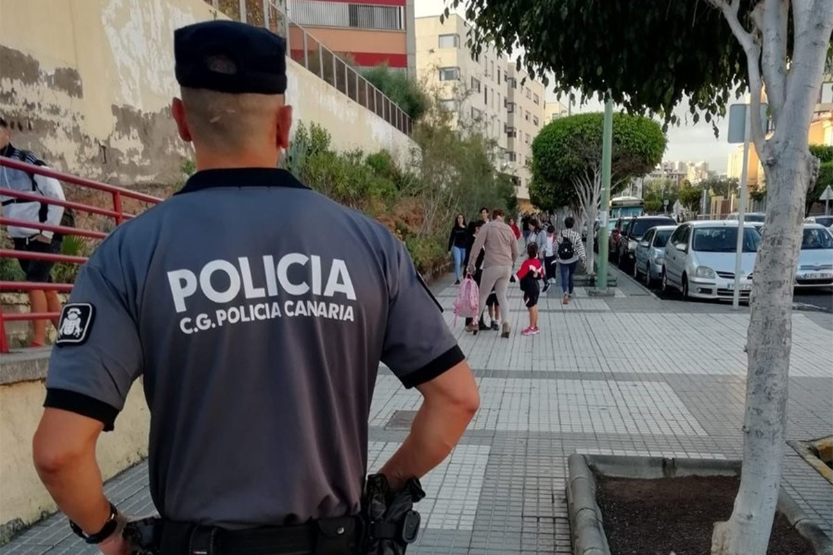 POLICÍA CANARIA