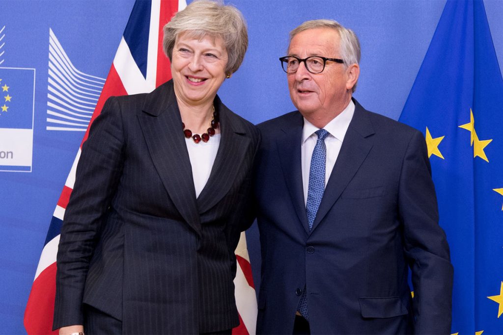Juncker y May