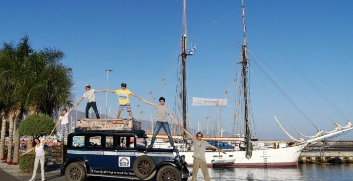 18 años de viaje por el mundo: la familia Zapp hace escala en Tenerife antes de zarpar en su velero hacia América