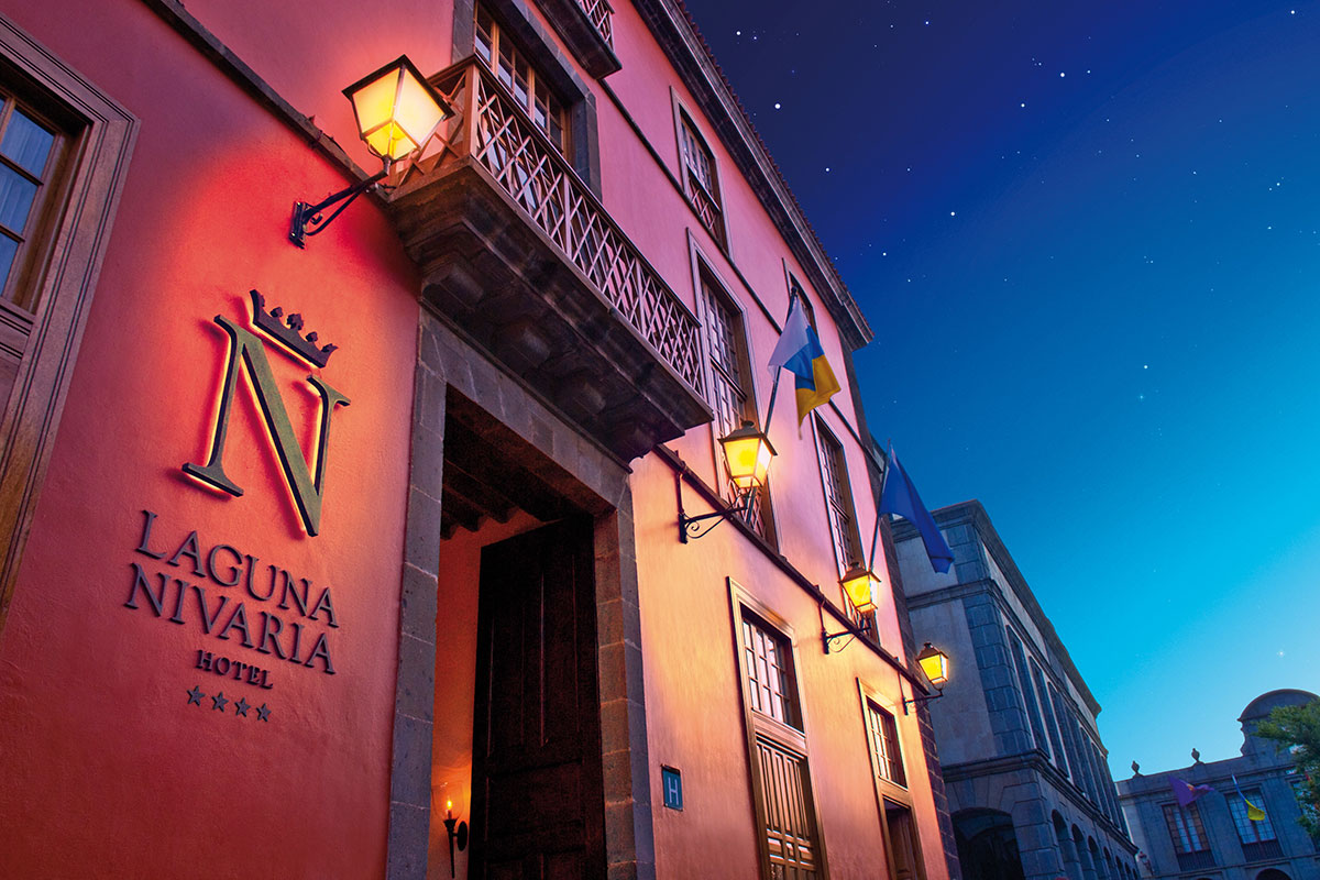 HOTEL LAGUNA NIVARIA