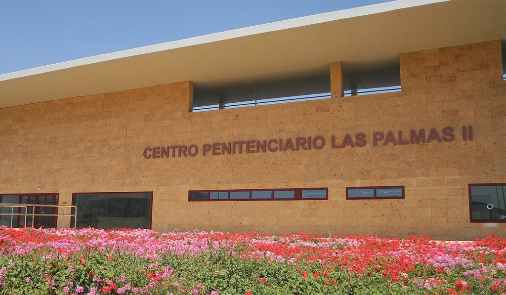 Pillada con heroína escondida en la ropa interior para su hijo en Las Palmas II
