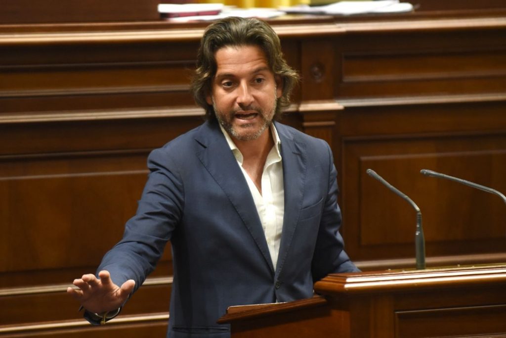 El portavoz adjunto del Grupo Socialista en el Parlamento de Canarias, Gustavo Matos. Fran Pallero