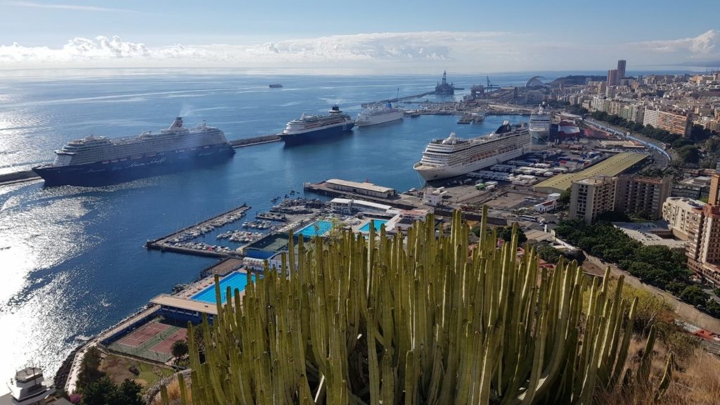 Los puertos de Santa Cruz de Tenerife cerrarán 2018 con un récord de más de seis millones de pasajeros. / EP