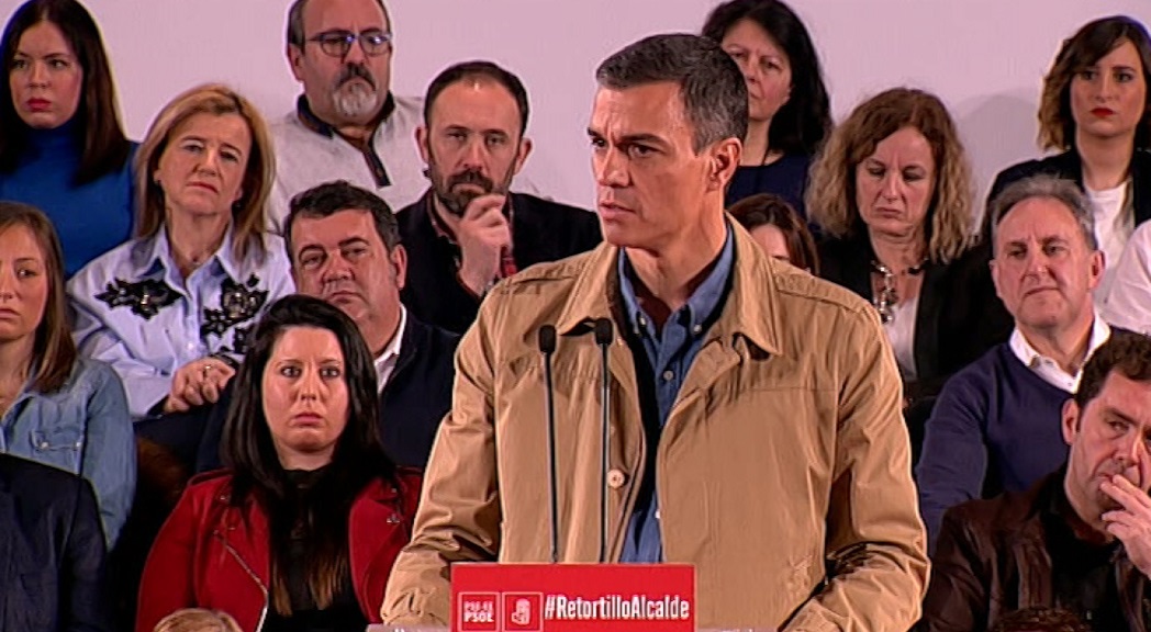 Sánchez dice que la manifestación de Madrid representa "una España en blanco y negro que pretende dar marcha atrás"