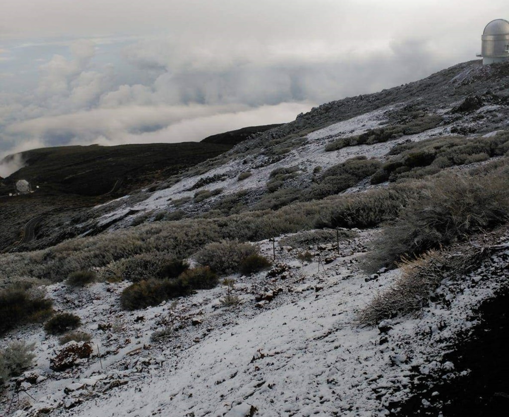 El Roque de los Muchachos ha amanecido nevado| Adelto Hernández