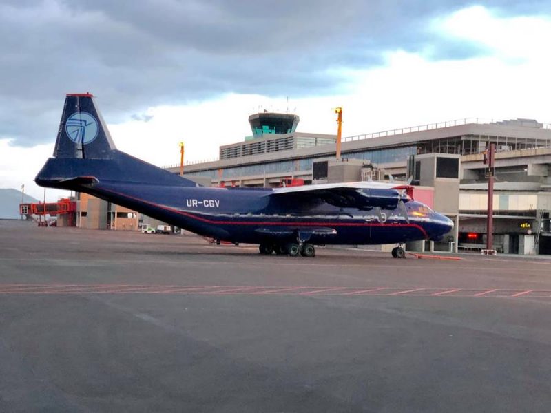 El Antonov en el Aeropuerto de La Palma. | Alberto Pérez