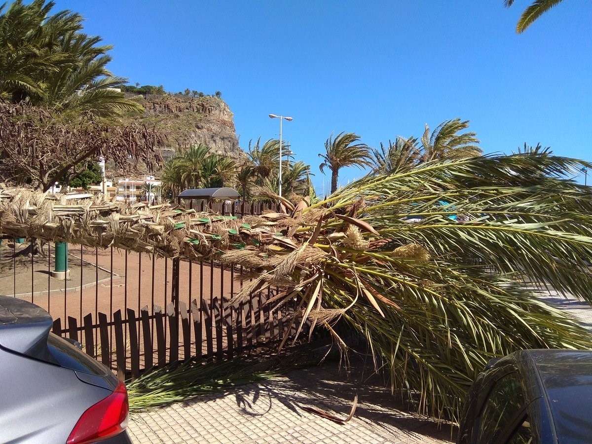 Fuertes vientos en San Sebastían de La Gomera. / EP