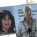 Imagen del acto de homenaje a Isabel Canino celebrado en el Intercambiador de Santa Cruz de Tenerife por sus compañeros de Titsa