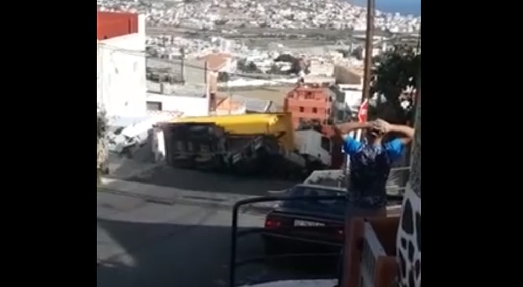 Vuelco camión en Gran Canaria
