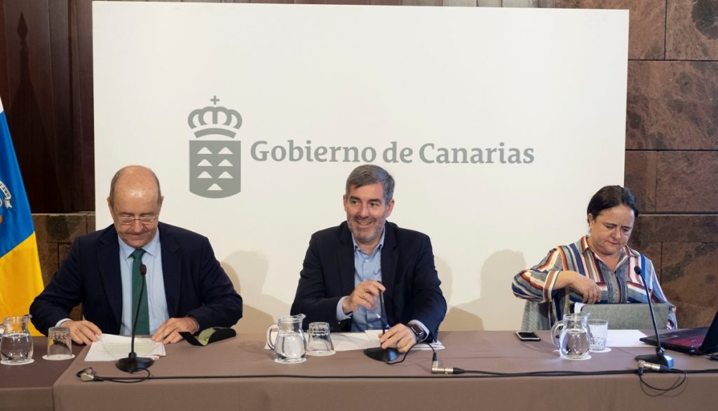 Pedro Ortega, Fernando Clavijo y Berta Moreno. DA