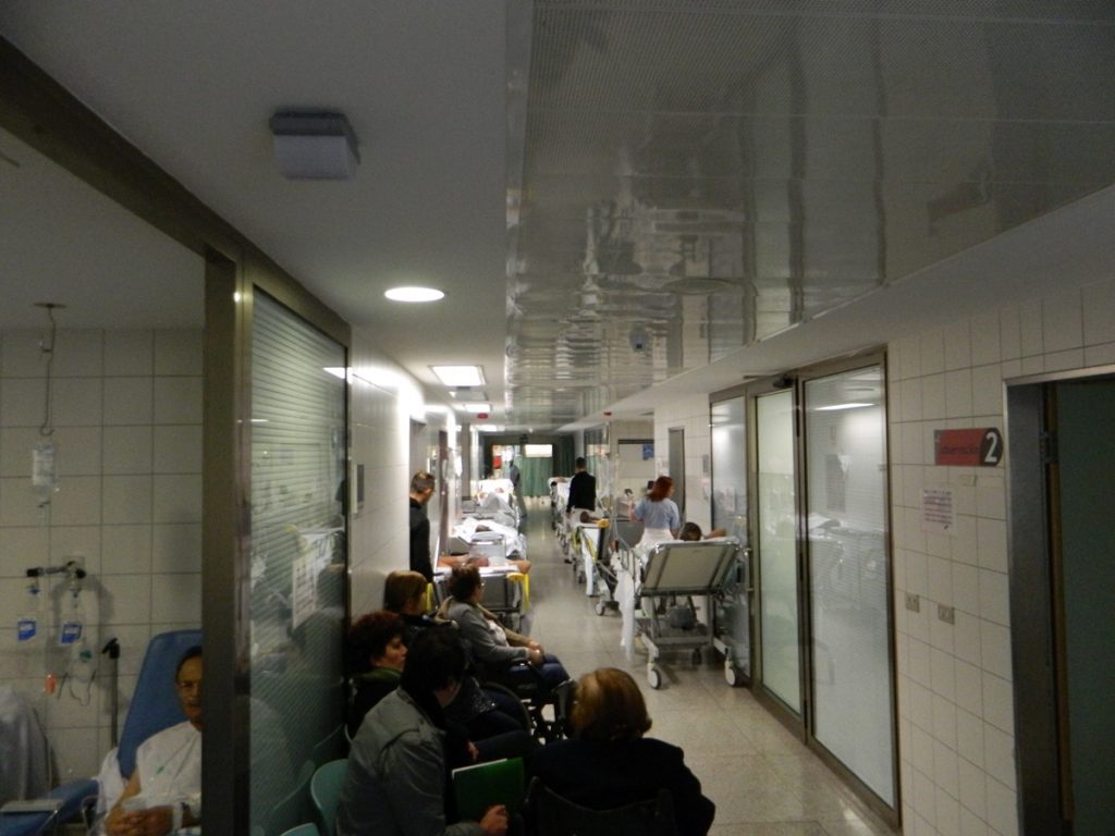 El problema de los pacientes sociosanitarios en las Urgencias es crónico en todo el Archipiélago. DA