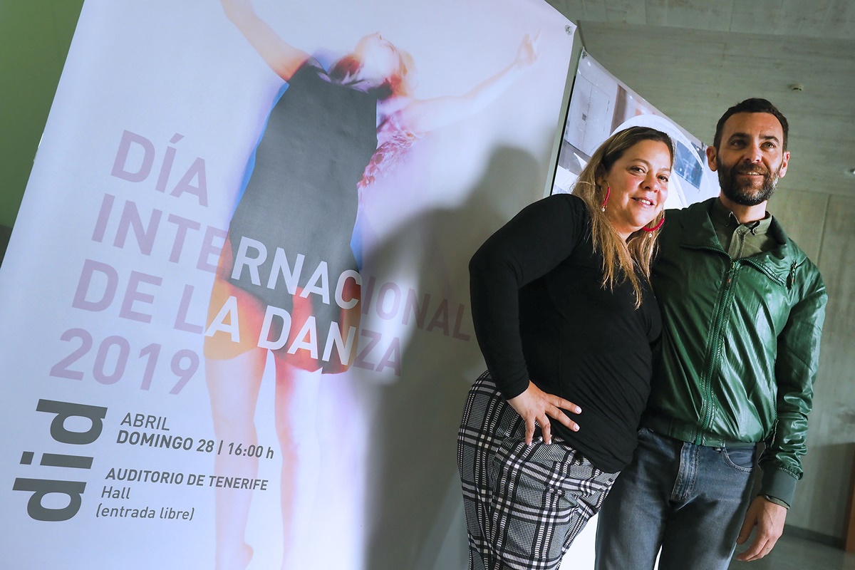 Patricia Monroy, profesora de danza del Teatro Victoria, y Javier Cuevas, coordinador de Tenerife LAV. Sergio Méndez