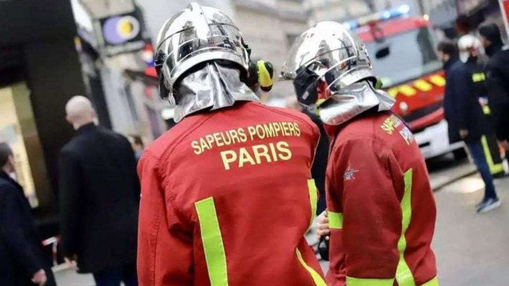 Bomberos de París. El Español