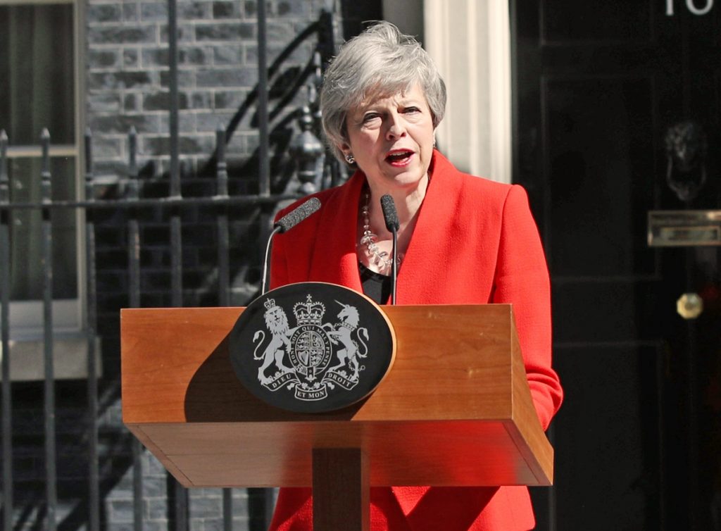 Theresa May, en el momento de anunciar su dimisión| EP