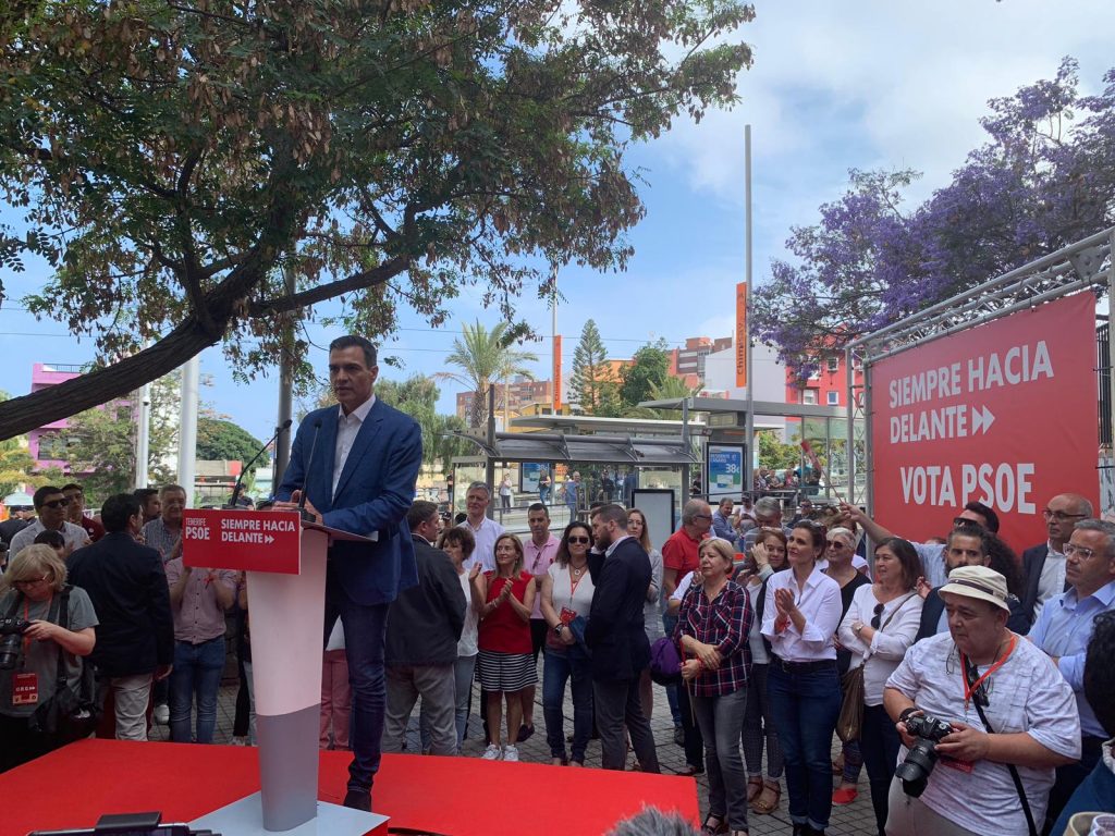 Pedro Sánchez en Ofra. DA