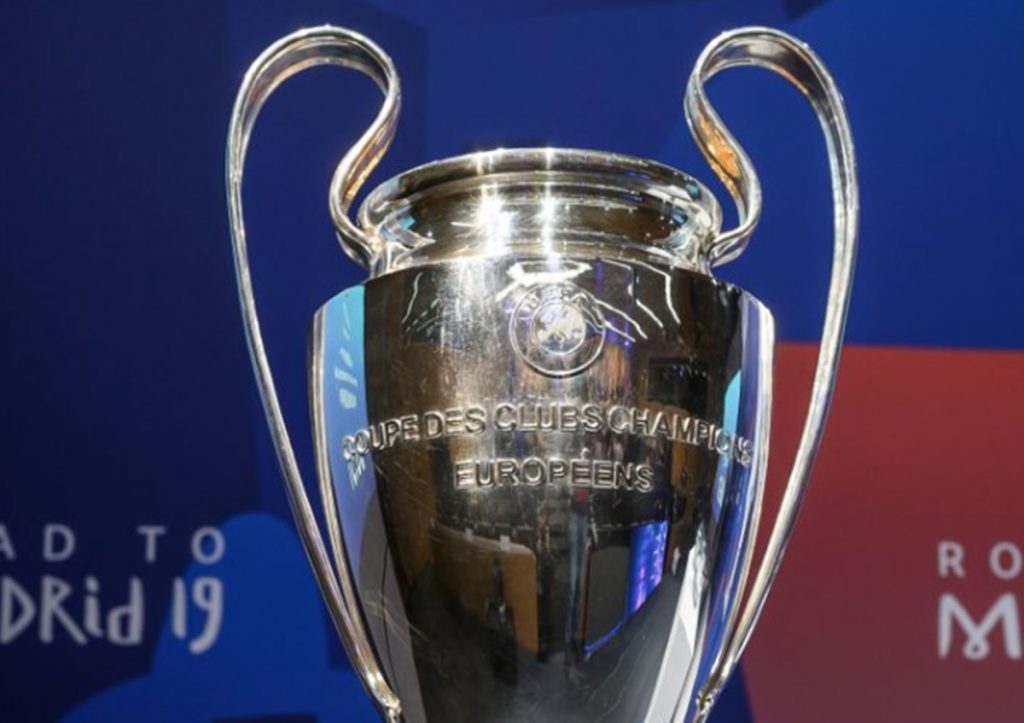 Trofeo de la Champions League. Twitter