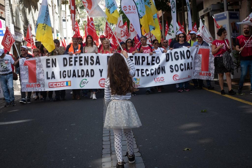Una imagen de la manifestación que tuvo lugar ayer en Santa Cruz con motivo del Día del Trabajo. Fran Pallero