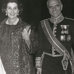 Con su esposa, la santanderina Adela Quijano, que supo potenciar su labor diplomática en todos los destinos. A.S.B