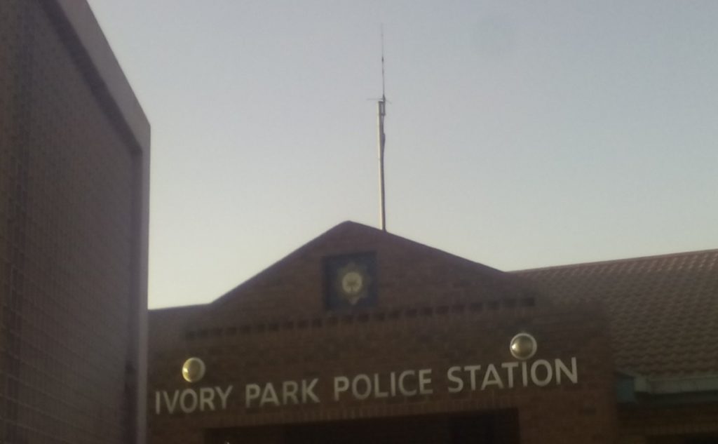 Comisaría de Policía e Ivory Park. Google