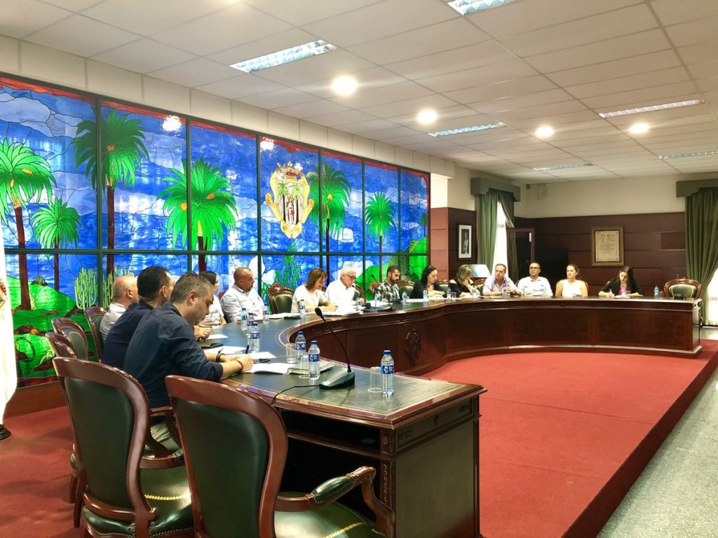 El pleno que aprobó la reorganización del Ayuntamiento de Santa Úrsula se celebró el pasado martes. DA