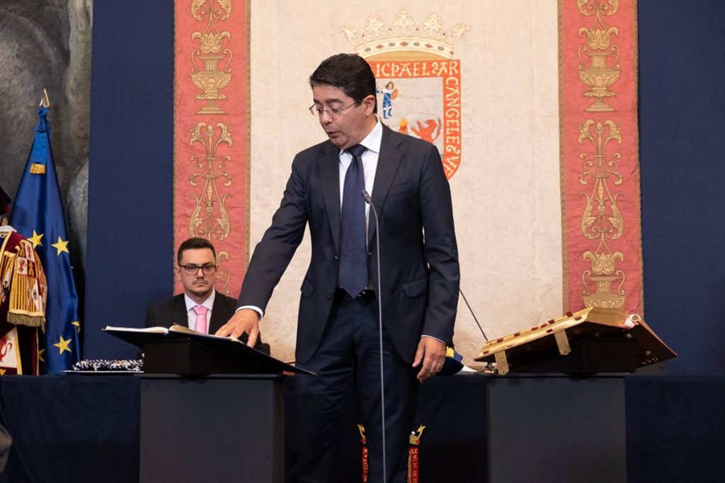 El virtual presidente del Cabildo de Tenerife, Pedro Martín (PSOE), si prospera la moción de censura contra Carlos Alonso (CC). Fran Pallero