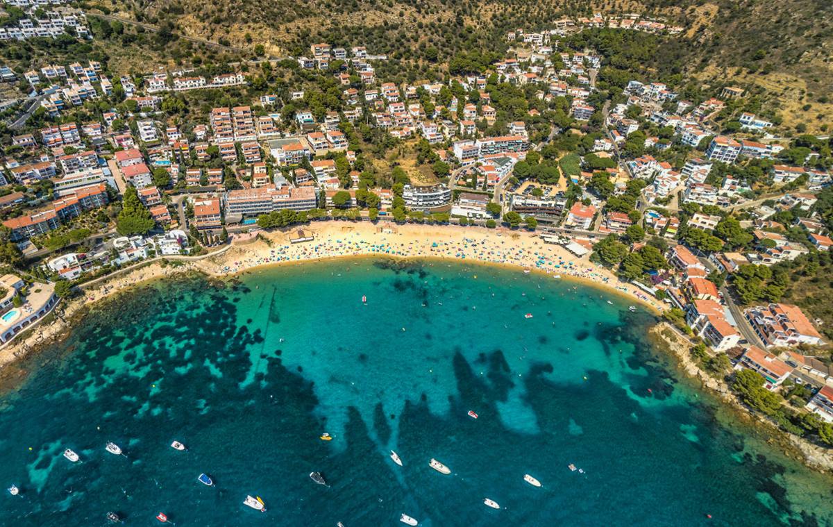 Playa de Canyelles Petites. Google