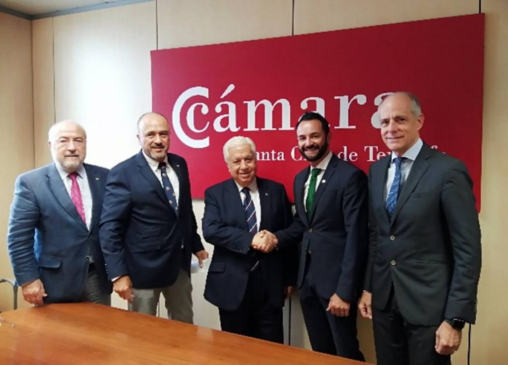 De izquierda a derecha, Joaquín Sánchez-Cots, José Luis Mora, Amid Achi, José Carlos Campos y Santiago Sesé. DA