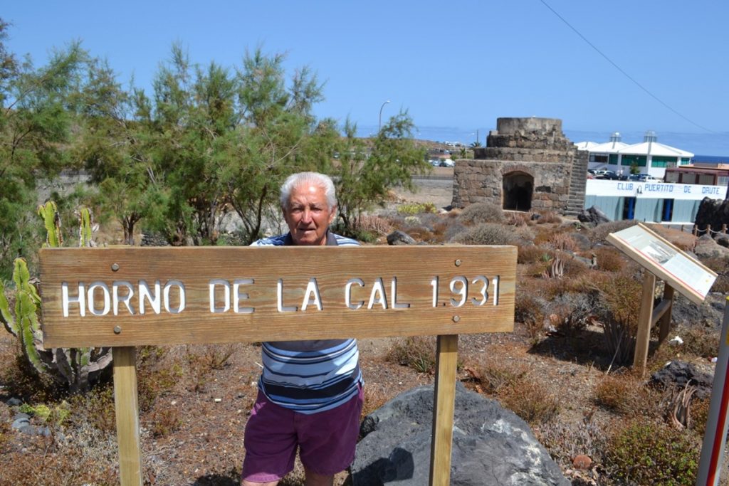 El profesor Manuel Lorenzo Perera, uno de los más destacados etnógrafos de Canarias
