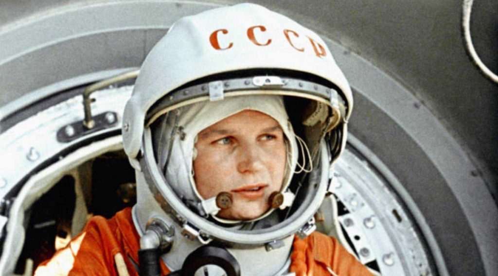 Valentina Tereshkova fue la primera mujer en el espacio en 1963, permaneció tres días a bordo de la Vostok 6, realizando 48 órbitas. DA