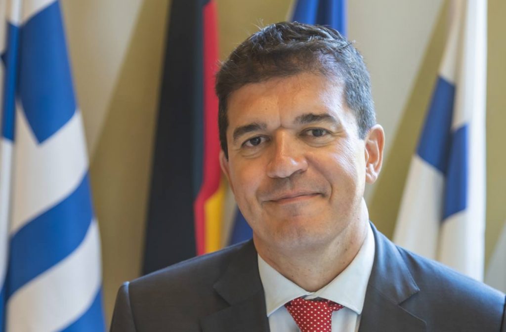 Isidro González Afonso, en su nuevo puesto diplomático en Barcelona. DA