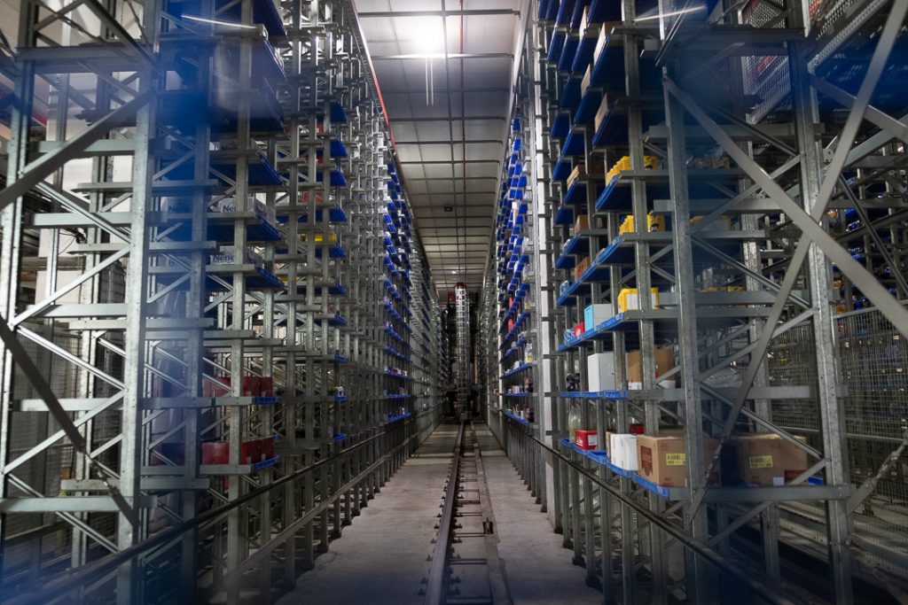 Imagen de las instalaciones de la empresa que fue la primera en tener un almacén robotizado en el sector de la distribución en el año 2006. Fran Pallero